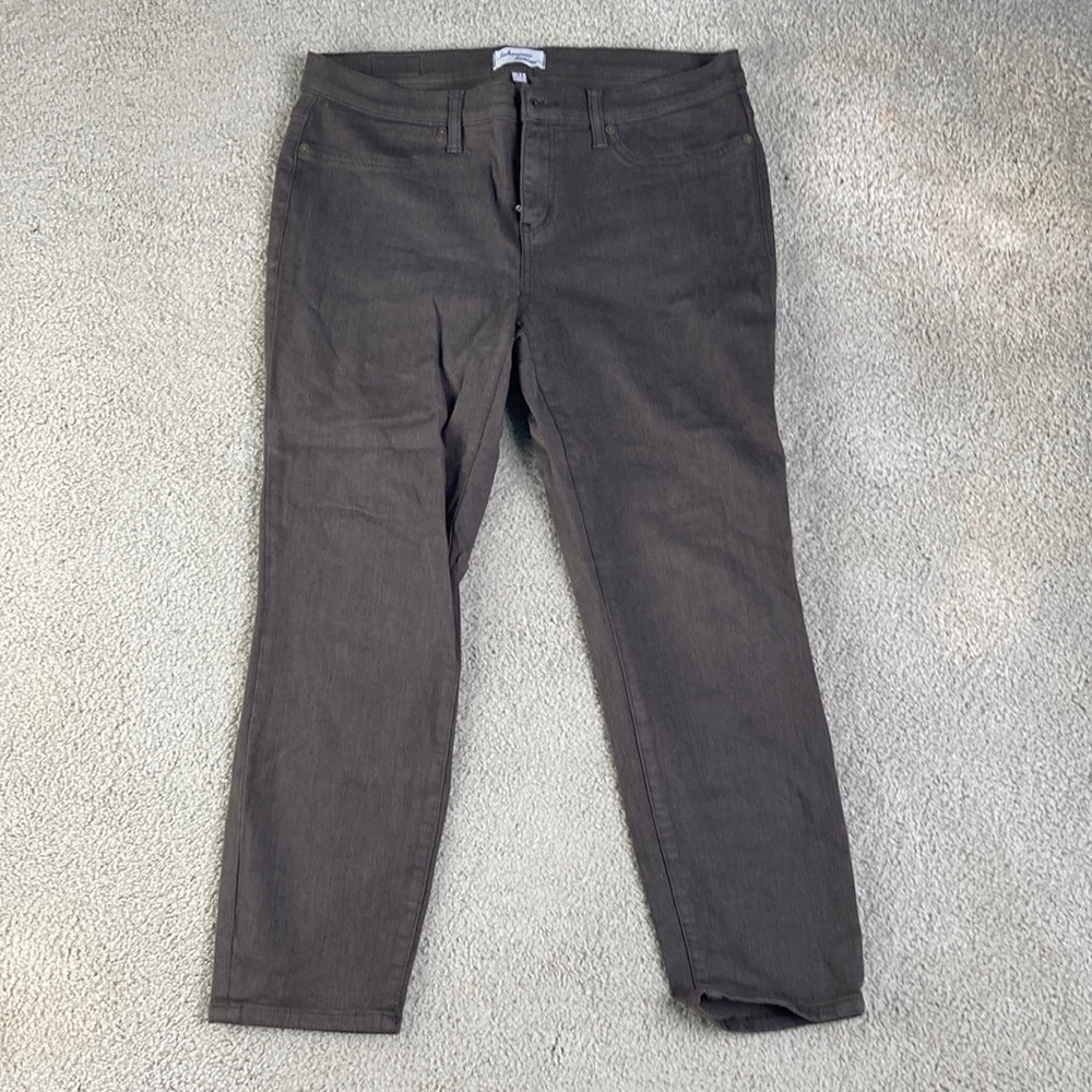 Women’s lakeview dark green size 31 jeans